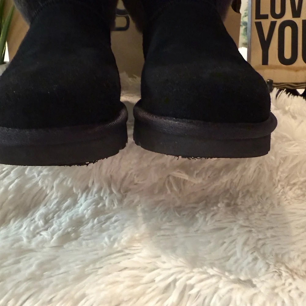 UGG Saniya Mini Bootie - Picture 8 of 13